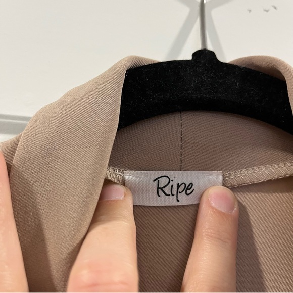 Ripe beige blazer - Picture 3 of 6